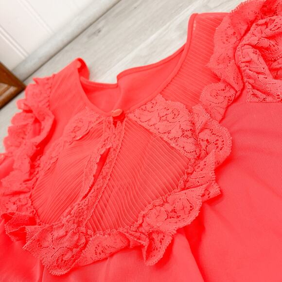 Vintage Shadowline Nylon Nightgown M Medium Red Sleeveless Silky Lace Sweep - Picture 10 of 16